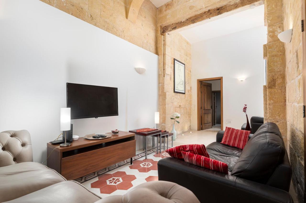 Traditional & Modern Maltese Townhouse - Rooftop Terrace And Sea Views, Close To Birgu Waterfront Cospicua エクステリア 写真