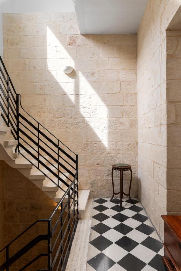 Traditional & Modern Maltese Townhouse - Rooftop Terrace And Sea Views, Close To Birgu Waterfront Cospicua エクステリア 写真