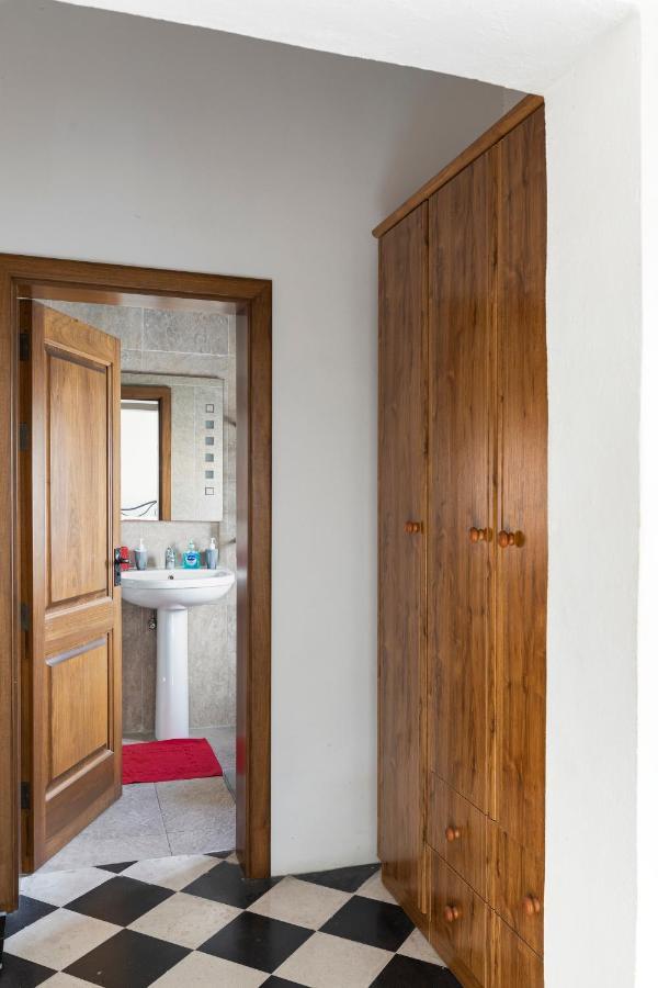 Traditional & Modern Maltese Townhouse - Rooftop Terrace And Sea Views, Close To Birgu Waterfront Cospicua エクステリア 写真
