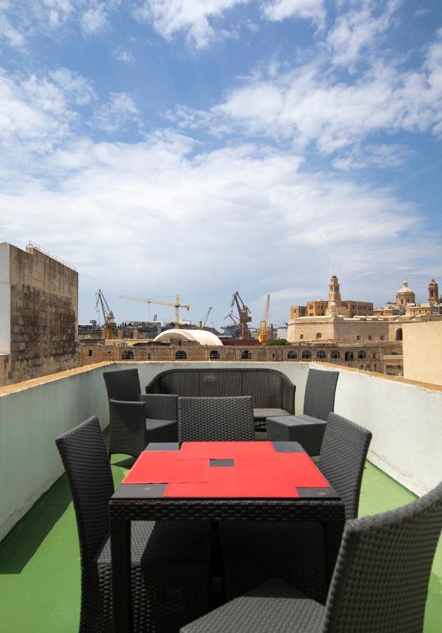 Traditional & Modern Maltese Townhouse - Rooftop Terrace And Sea Views, Close To Birgu Waterfront Cospicua エクステリア 写真