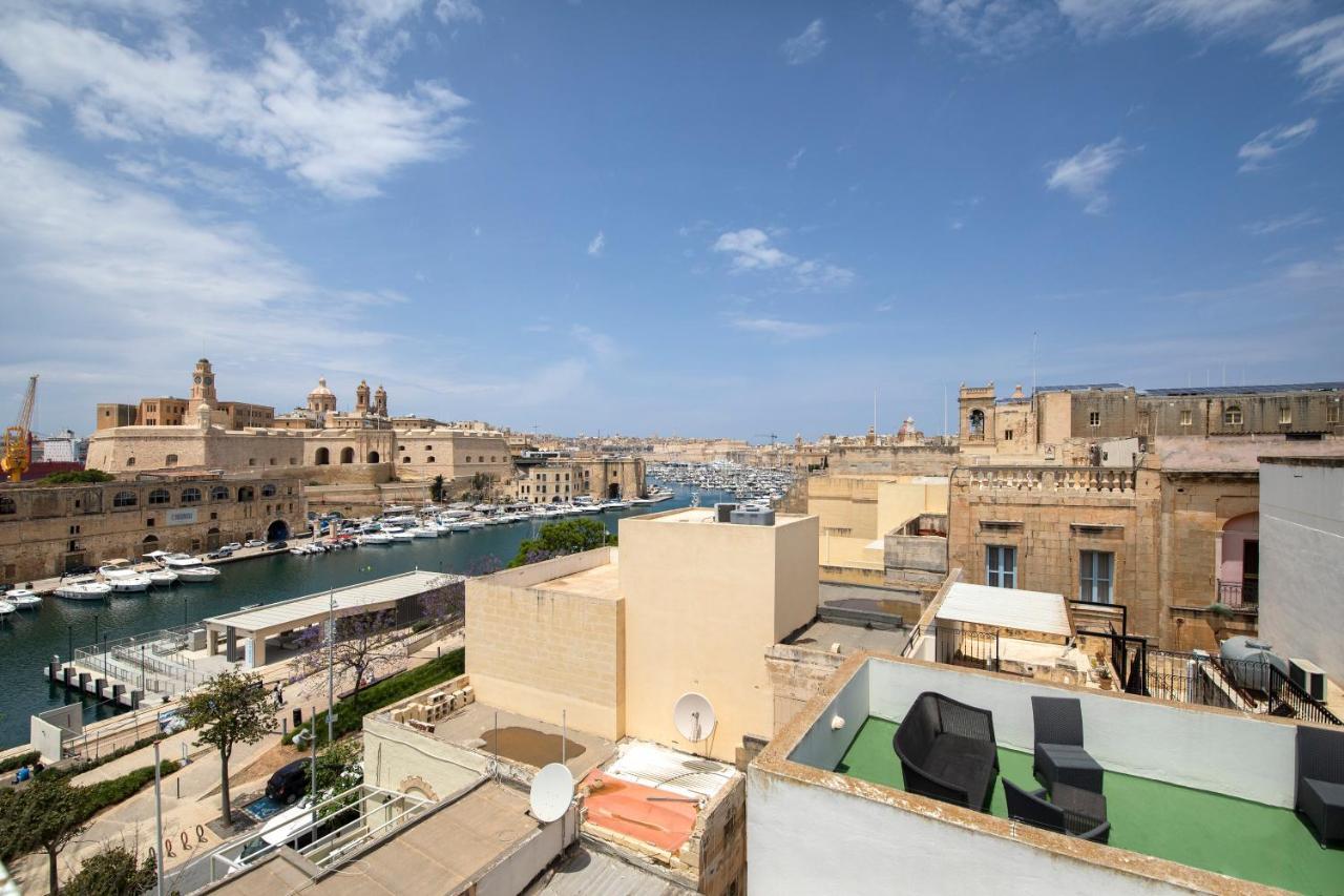 Traditional & Modern Maltese Townhouse - Rooftop Terrace And Sea Views, Close To Birgu Waterfront Cospicua エクステリア 写真